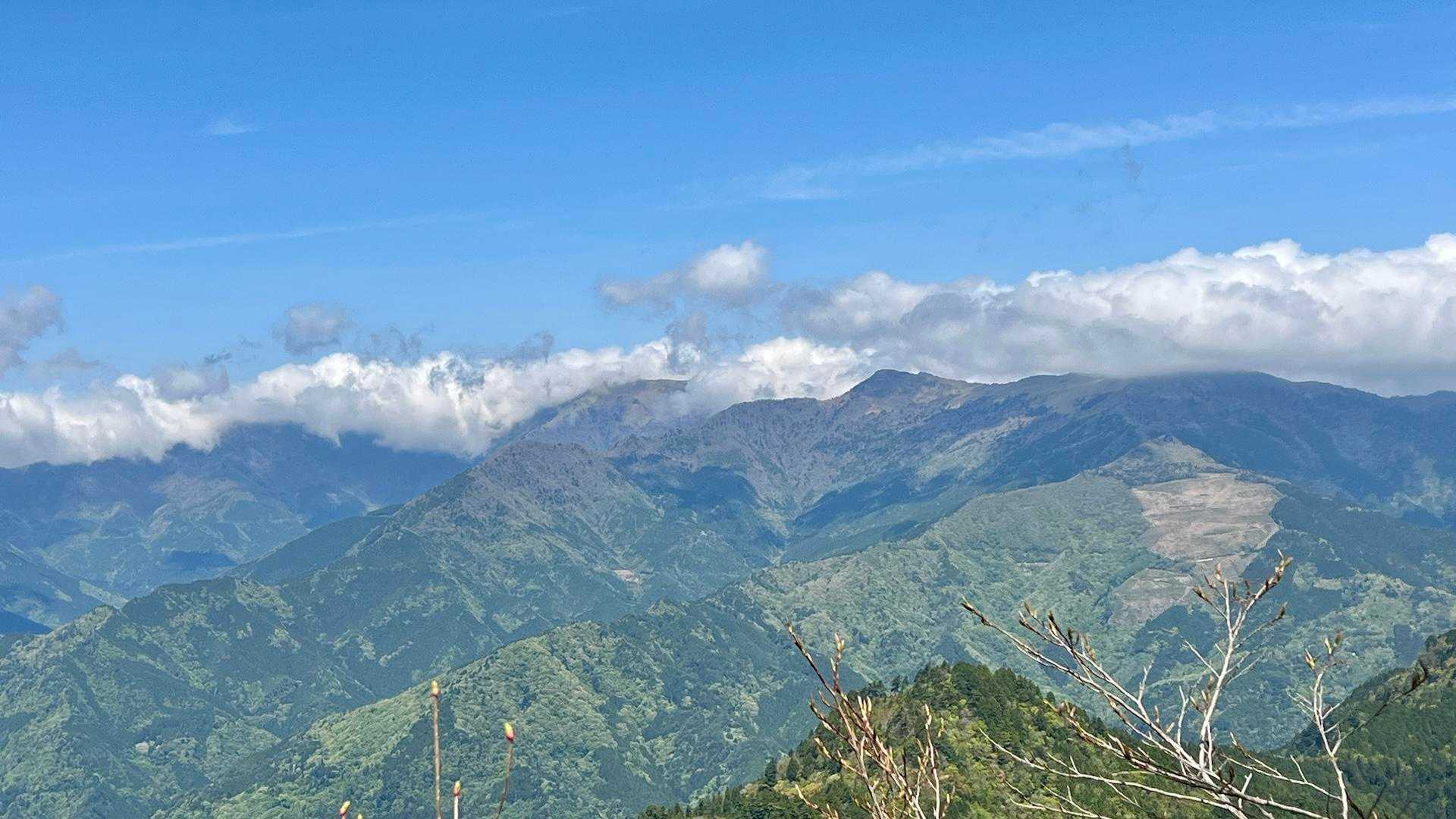 赤石山系方面