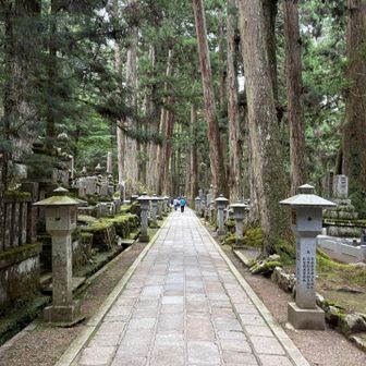 奥の院