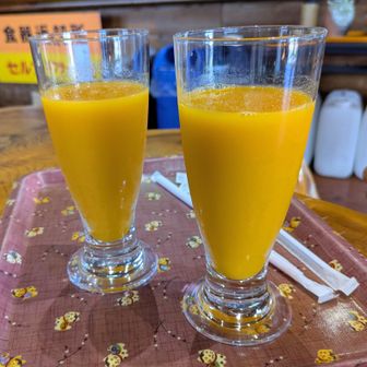 みかんジュース（氷なし）🍊
美味しかった〜