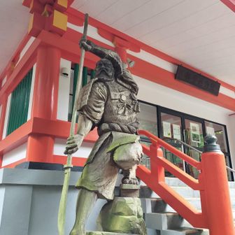 木彫りの武蔵坊弁慶
速玉大社とゆかりがあるとか､､､
迫力ありでした‼️