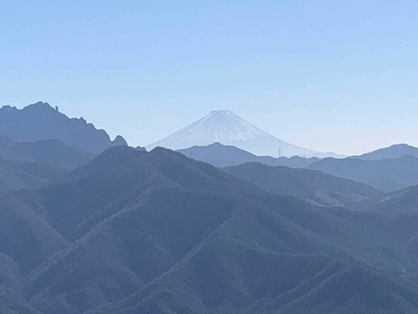 水墨画みたいな富士山🗻