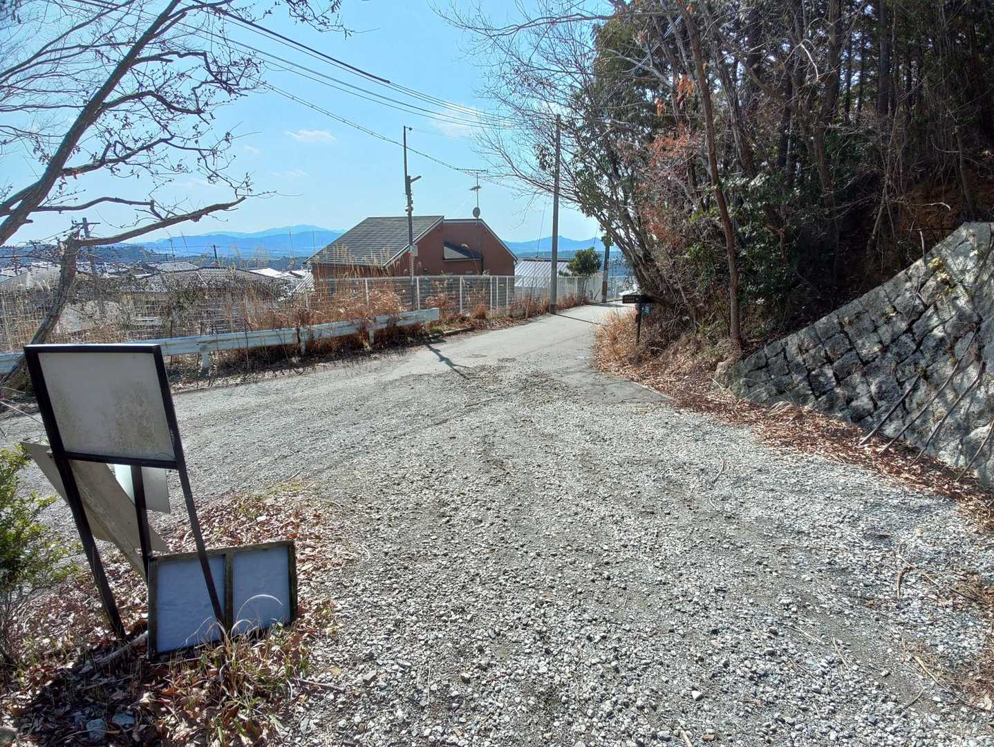 吉川峠まで戻り、後はロードをテクテク。