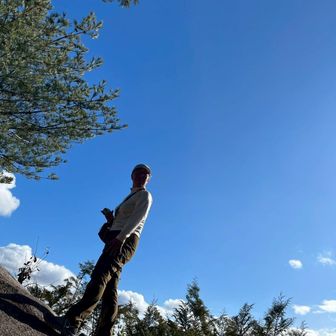 旗振山で撮ってもらった
脚長になる構図についてレクチャー
自分を少しでも脚長、細身に取ってもらうため？（笑）