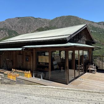 NARAYA CAFE今日定休日😢