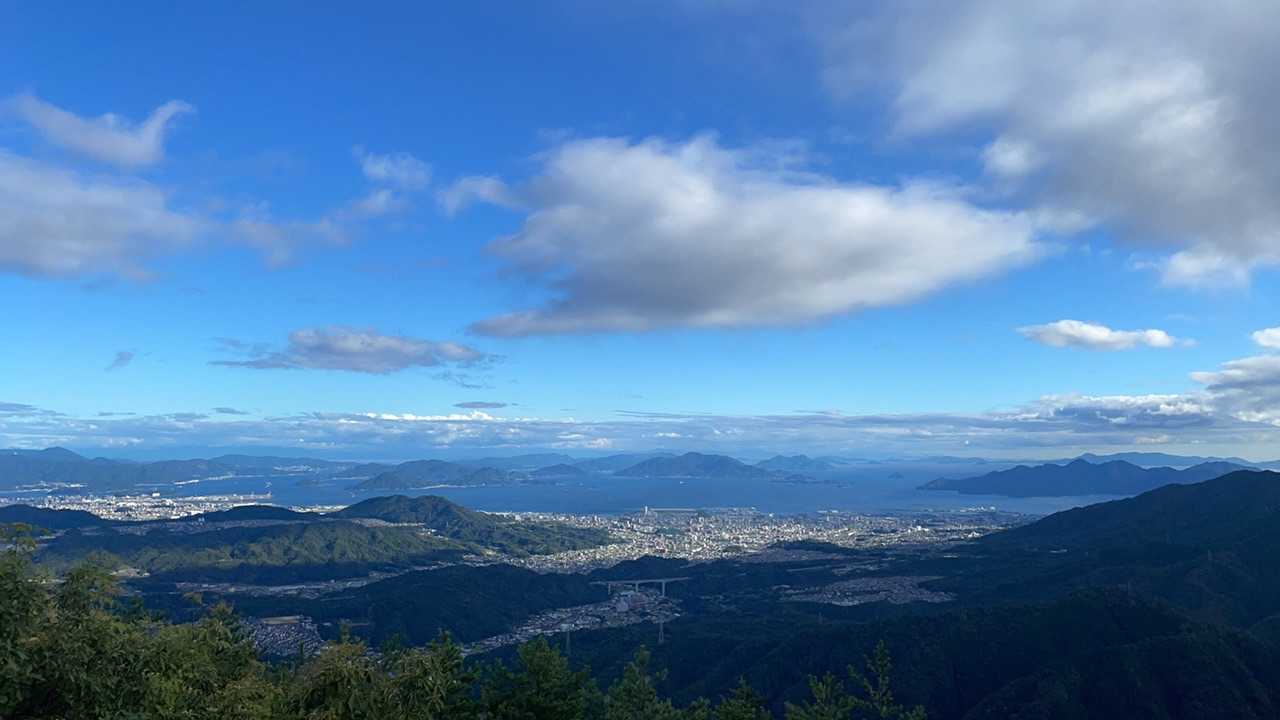窓ヶ山西峰-仏峠-向山 周回コースの写真