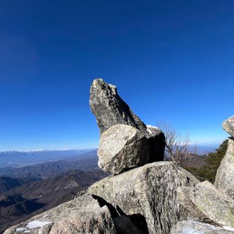 ここまでが結構キツかった！でもここに出て、絶景見た瞬間に疲れふっとぶ現象。