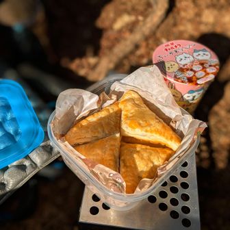 お昼の写真撮ったつもりがないや💦
嫁さん作ってくれたチョコパイ🤤