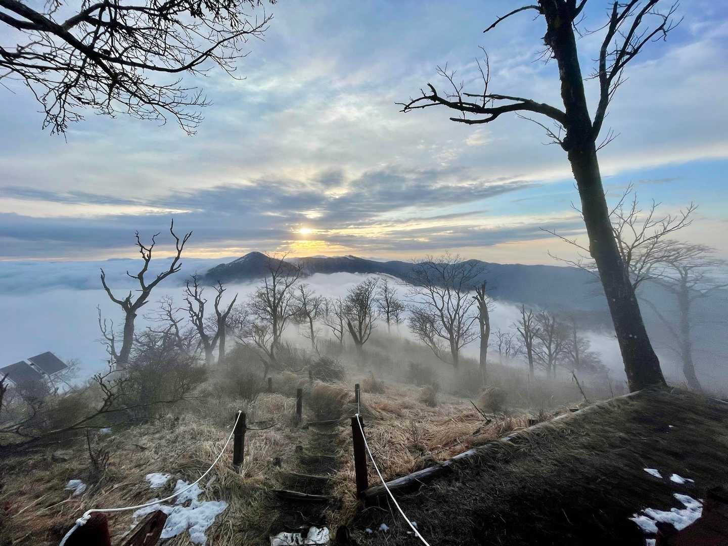 西丹沢バス停-檜洞丸-蛭ヶ岳-丹沢山-塔ノ岳-大倉バス停 縦走コースの写真
