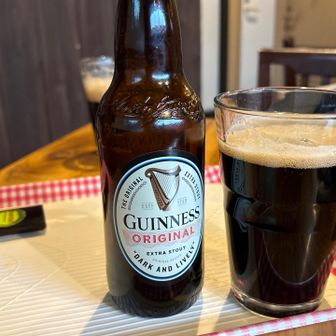 金の湯に入ろうと思ってら25分待ちとのこと
諦めてビール🍻で乾杯