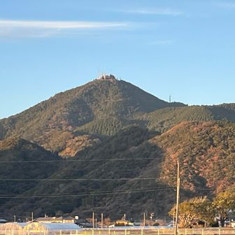 金峰山見ながら熊本駅まで歩く