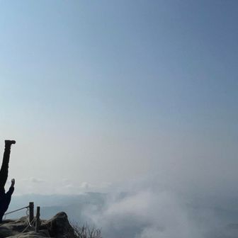 戻って女体山
#自撮りはスポーツ
骨折してるけど
