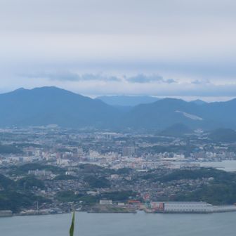下関市街地と竜王山〜四王司山