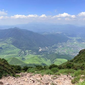 名残惜しくも下山開始