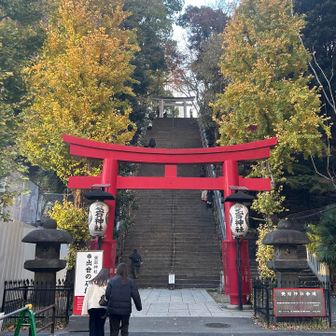 愛宕神社の出世階段。ここは登っておきましょう！