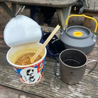 昼もカレー飯！コーヒー付き！