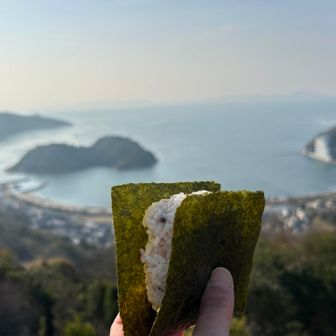 茶臼山山頂⛰️
やっぱり持ってきてます“おにぎり🍙”笑