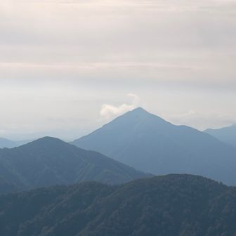 トンガリ祝瓶山⛰️