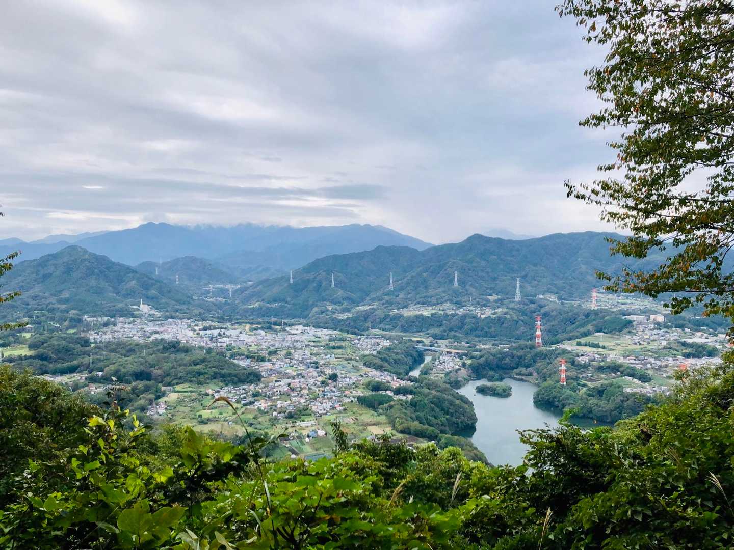 高尾山口駅-草戸峠-草戸山-榎窪山-三沢峠-泰光寺山-西山 周回コースの写真