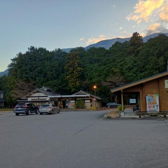 久しぶりの１日雪山登山で結構疲れました😩