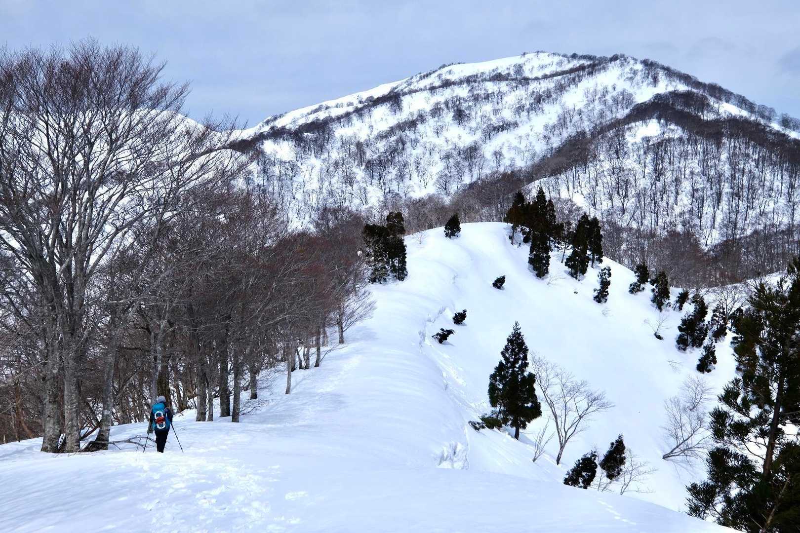 でーんと金糞岳！遠いぞ！！