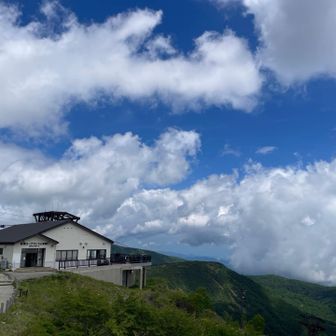 ロープウェイ山頂駅に立ち寄ったら。。。