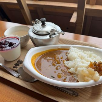 根石プリンと夏野菜カレー🍮🍛