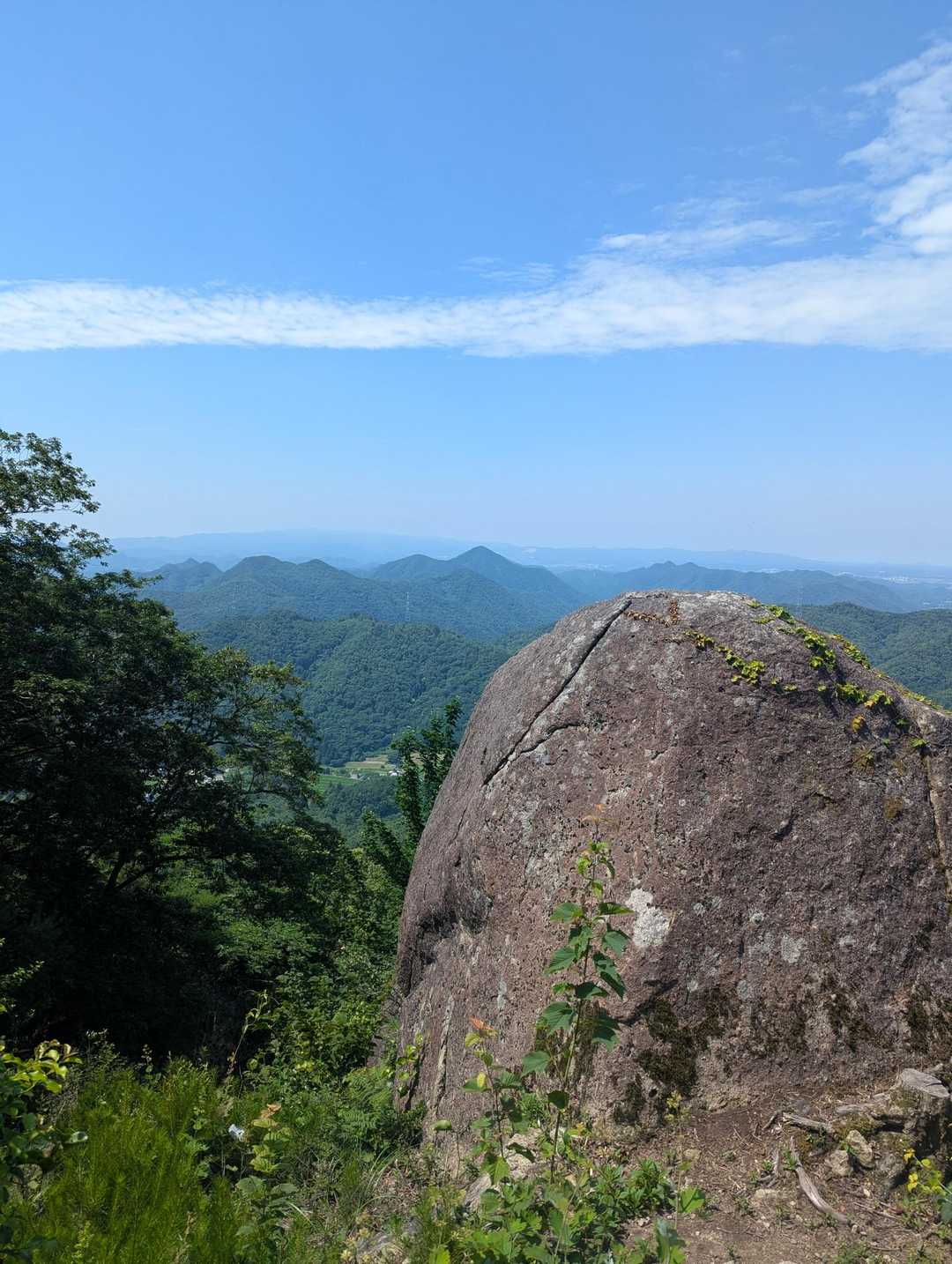 いろんな岩でてきます。
なんやかんや名前ついてます。