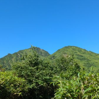 芦別岳と雲峰山