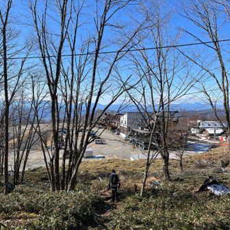 山頂駅からは1時間かからず下山