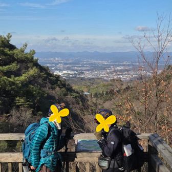 展望台より温泉街を望む