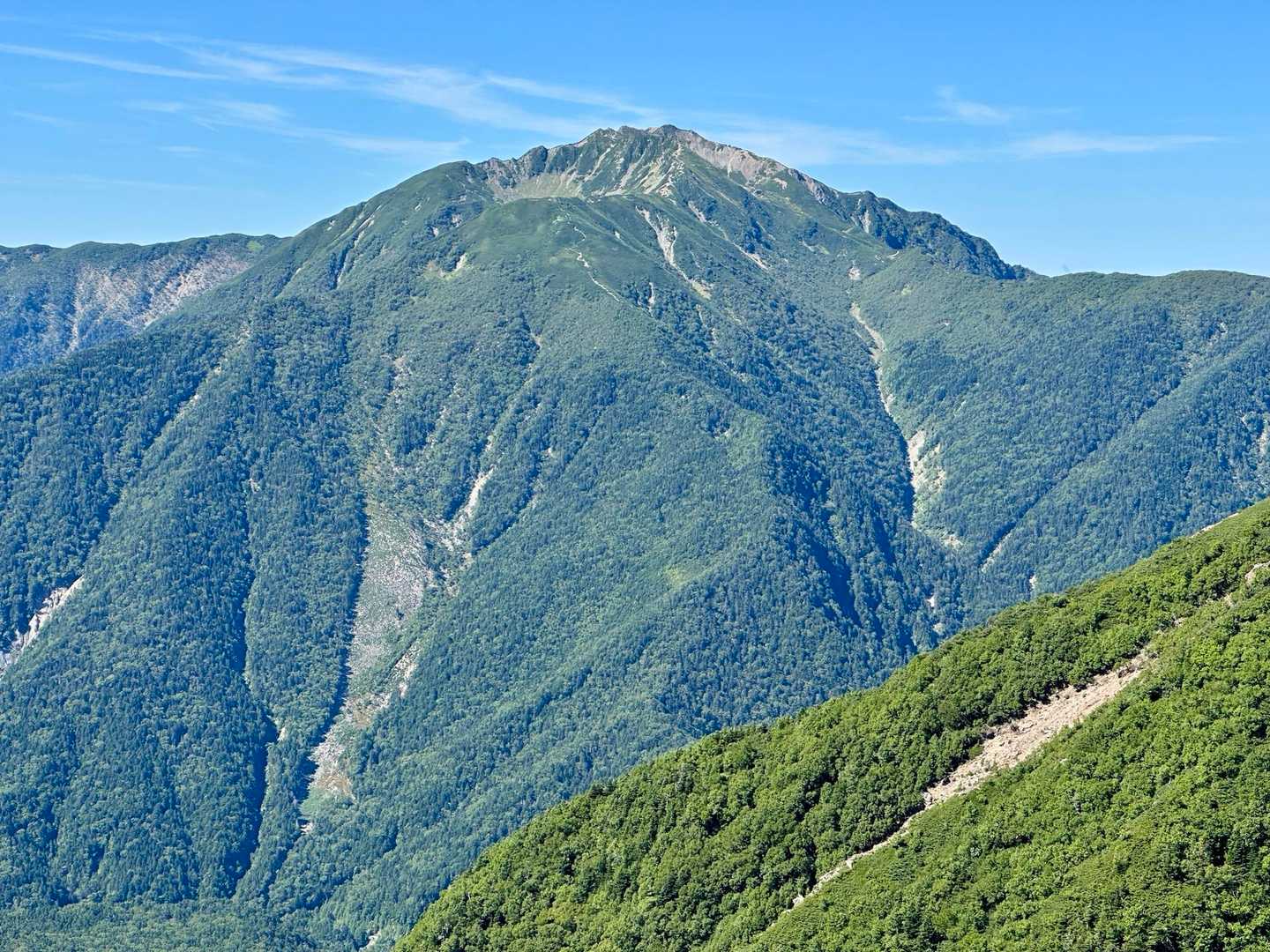 仙水峠-駒津峰-甲斐駒ヶ岳-双児山-北沢峠-北沢峠バス停 周回コースの写真