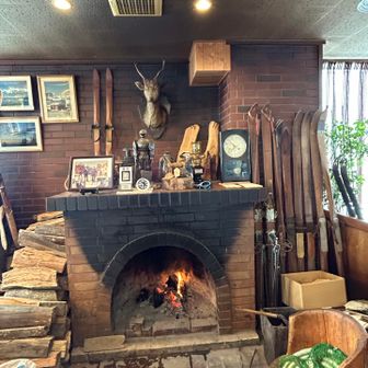 暖炉がたまらないですね。