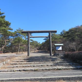 高千穂河原から登り始め。