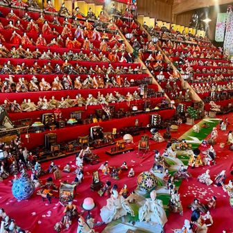 妻籠宿からスタート

なんて見事なお雛様🎎