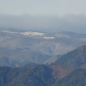 崇台山 物見山と南牧の富士浅間山