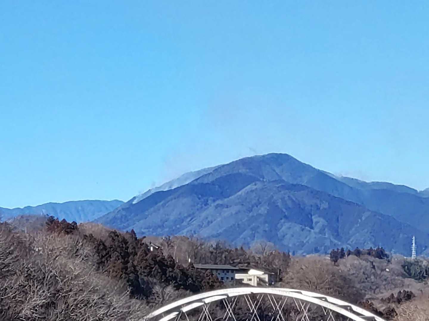 少し煙は薄くなった？