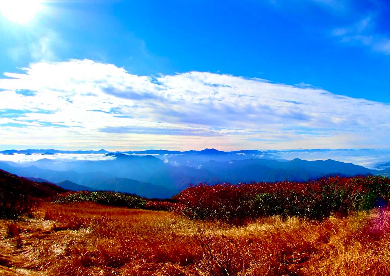 栃木方面、奥に男体山、日光白根山⛰️