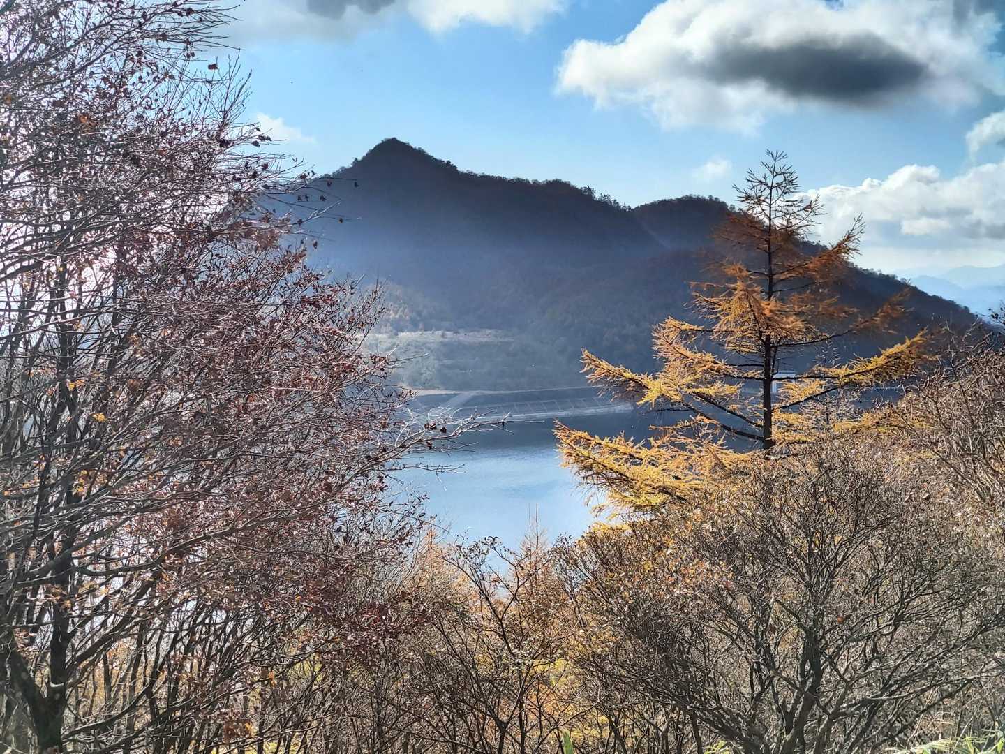 栗山ダムと月山