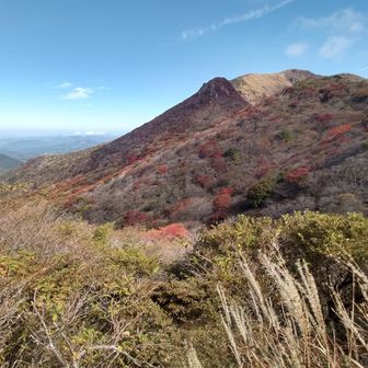 今日は星生山へ登って紅葉を楽しむ予定