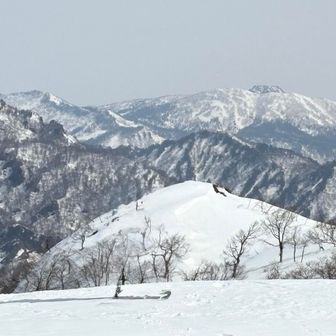 妙高岳も近くに見える