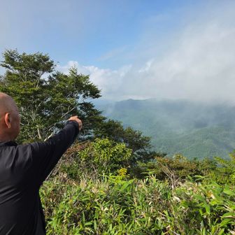 烏帽子岳方面が少しだけ晴れてきましたが、これ以上晴れる事はありませんでした。