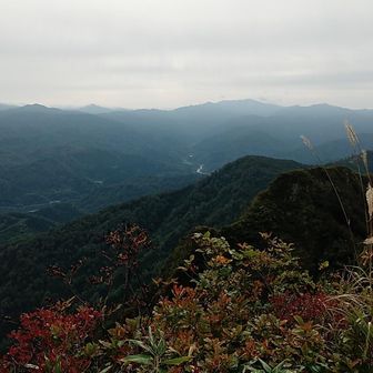 イトウ岳、障子ヵ岳方面