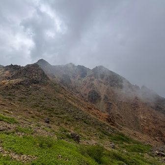 見た目がいかつい朝日岳⛰️
