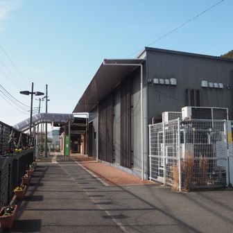 先ほどのバス停から歩いて30分ほどで藤野駅に到着しました。

これで2025年度の登山は無事終了しました。
お疲れさまでした。