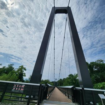呉羽丘陵フットパス連絡橋