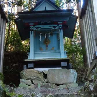 高山神社
