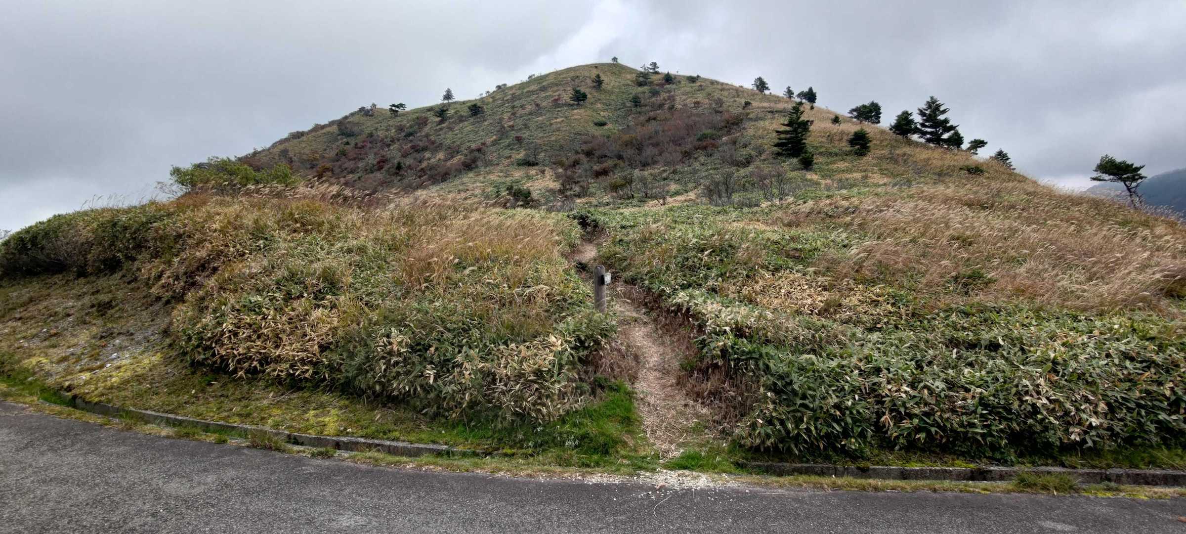 登山口