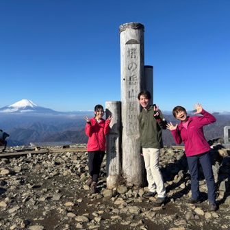 撮って頂きました♪
綺麗な写真ありがとうございます😊
来春実行のTTTメンバー3名です！