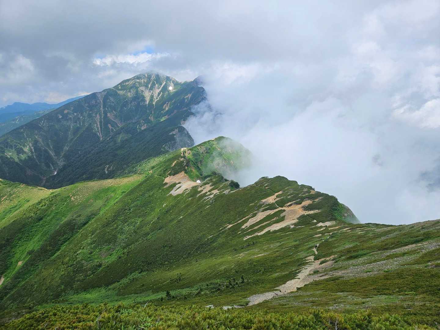 白岳-西遠見山-大遠見山-中遠見山-地蔵の頭-アルプス平駅 縦走コースの写真