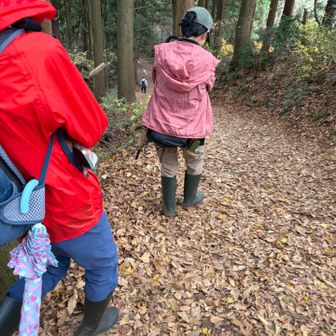 下山しました。
みんな長靴👢
傘は使用せず。